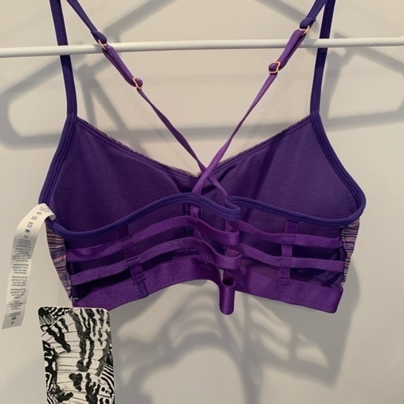 Lululemon Shala Bra NWT - Picture 5 of 6
